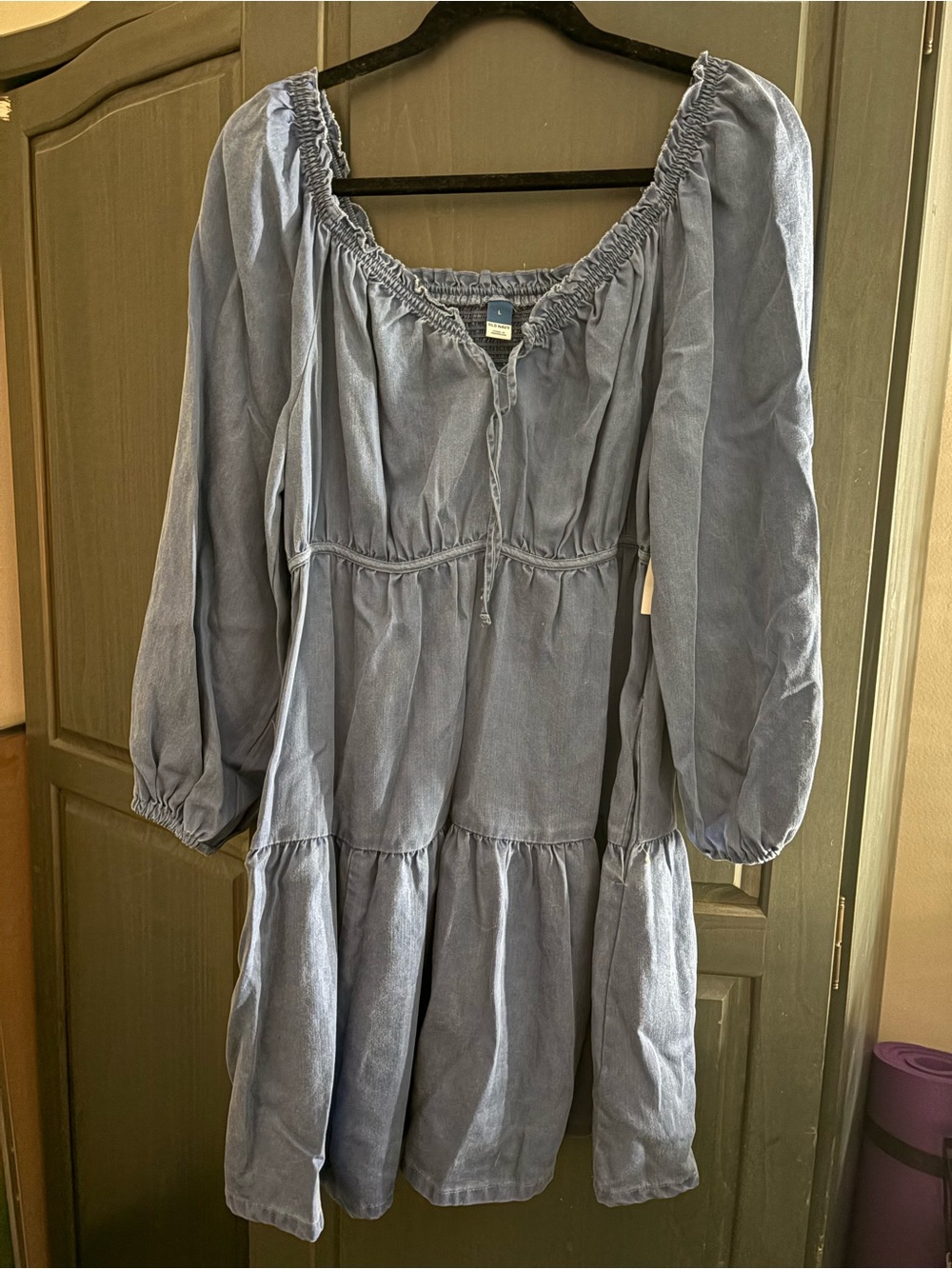 NWT Old Navy Chambray Tiered Dress with Balloon Sleeves Denim-look Sz large